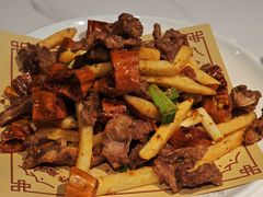 奇妙猪脆骨-乔家小院•非遗驴肉•本地小海鲜(滨河路店)