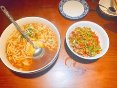 -钟掌勺忘不了地道湘菜(新天地假日广场店)