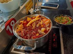 -轩于鲜旋转自助小火锅(新之城购物广场店)