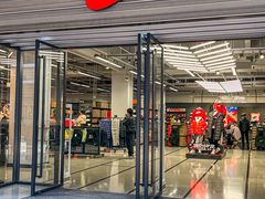 -王府井奥莱临潼小镇(临潼店)