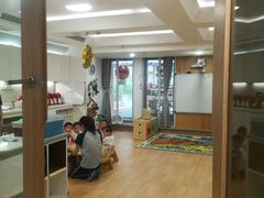 -英伦凯贝国际婴幼儿托育中心(雍湖湾店)