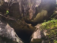 -梭布垭石林景区