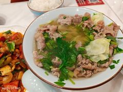 -犇逸·乐山跷脚牛肉·四川现炒(览海店)