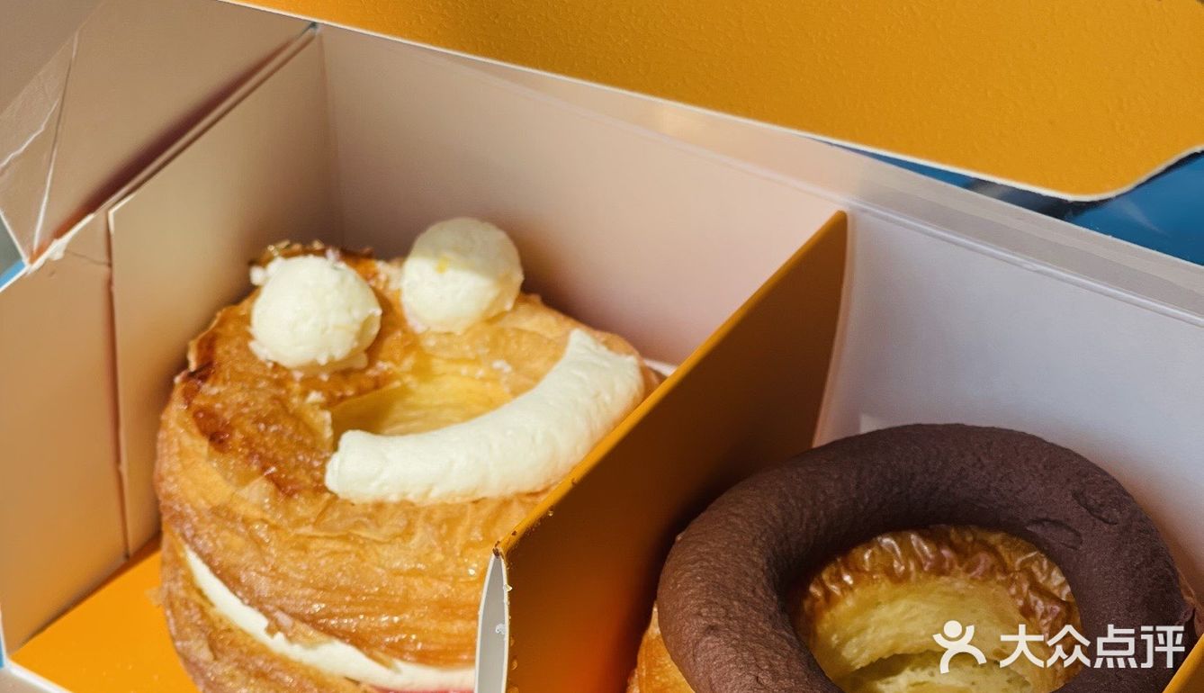 🍩高圈圈千层可颂甜甜圈，快来get女神节新品❤