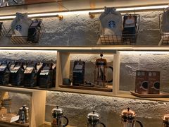 -星巴克臻选(济南恒隆店)