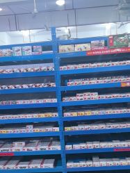 -逝水玩具折扣店