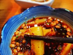 -野山舂·贵州现舂酸汤火锅(鸿通城店)