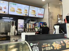 -德克士(哈西火车站店)