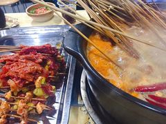 -灌县老妈砂锅串串香(万科红生活广场店)