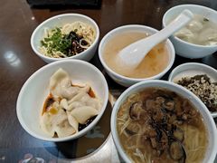 -正一涵老味道名小吃(广汉总店)