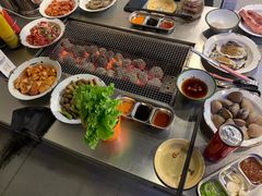 -马路牙子烧烤音乐酒馆(望京店)
