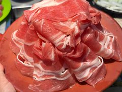 -洞庭洲·防空洞火锅·烧烤·铜锅涮肉(新百广场店)
