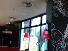 -必胜客(大坪英利店)