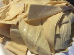 王中王油豆皮-锅说大脸毛肚重庆老火锅(佐阾店)