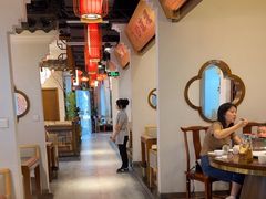 -万重锦·人文川菜馆(骡马市店)