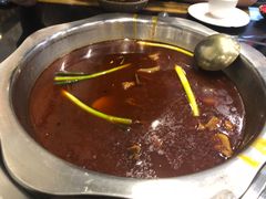 -冯记香辣兔火锅(茶店子总店)