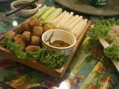 -闯关东东北农家菜(崂山石老人店)