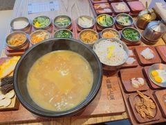 -银米·云南传统过桥米线(双廊黑金冠店)