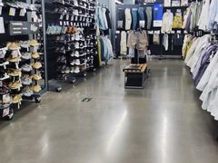 -迪卡侬(西华店)