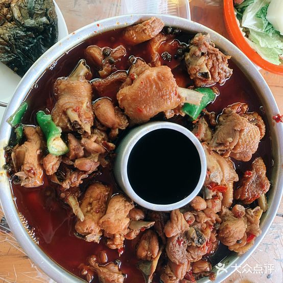 郭场火锅鸡根据地(当阳总店)