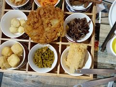 -鸡遇虾煲干锅火锅(小寨金莎店)