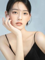 点击看大图 -定格摄影·轻奢定制写真馆