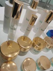 -VALMONT·若嫚蝶国际美肤中心