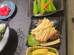 -湊湊火锅·茶憩(打浦桥日月光店)