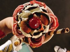 -席娜卡琳火车铁道夜市