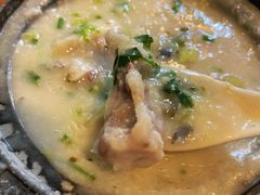 鱼头皮蛋粥-玲又珑美食(盘福路店)