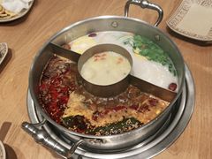 -江小渔鲜鱼火锅(冠亚星城店)