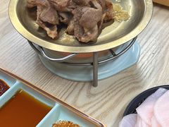 -猪啊牛呀羊啊铜盘烤肉(正大广场店)