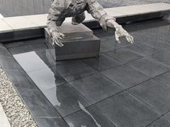 -侵华日军南京大屠杀遇难同胞纪念馆-停车场
