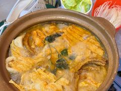 -螺思宝螺蛳粉火锅·鸭脚煲(西乡店)