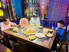 -唇辣号重庆老火锅(燕郊鑫乐汇店)