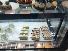 -黑草莓(重庆路店)
