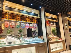 -川骄海鲜自助(王府井奥莱UP TOWN店原世界之花店)