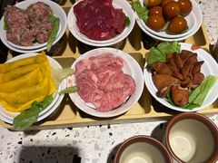-红九格老火锅(三峡广场店)