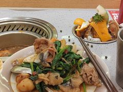 -龍歌自助小火锅(市南金茂湾店)