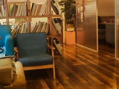 -84那年咖啡馆(李沧万达店)