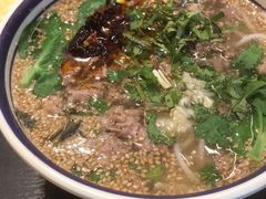 -云阿蛮云南生烫牛肉米线(奉贤路店)