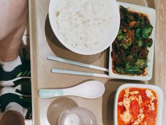 -老乡鸡(融科天地店)