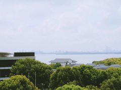 -苏州金鸡湖中茵皇冠假日酒店