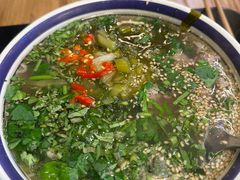 -云阿蛮云南生烫牛肉米线(奉贤路店)