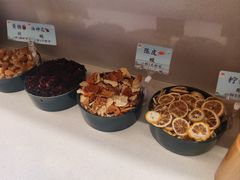 -蜜桃餐厅·伴山(海岸城店)
