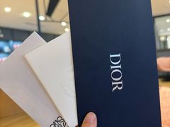 -乐蓬马歇百货公司(Rive Gauche)