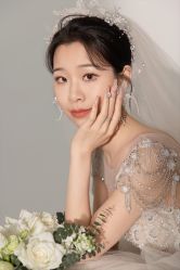 点击看大图 -挪娅婚纱摄影皇家会所