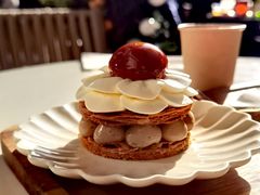 -VERIE BAKEHOUSE