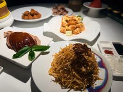 -贝勒爷·酥不腻烤鸭
