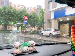 -杭州西湖银泰百货